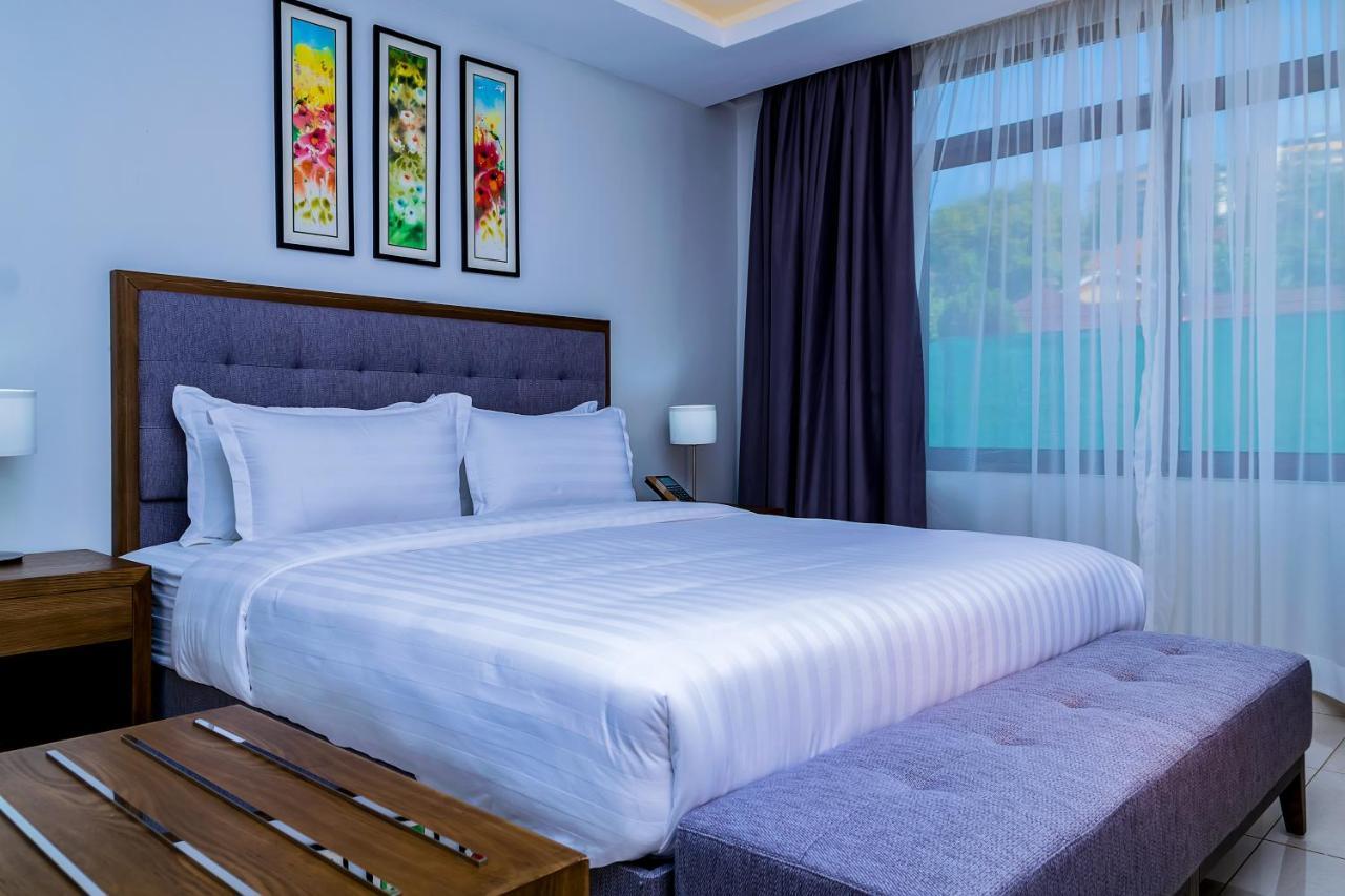 Canary Hotel 캄팔라 외부 사진